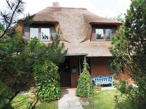 Holiday Home/Apartment - 4 persons -  - Hummergund - 25826 - St- Peter-Ording