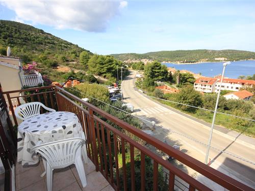 Holiday Home/Apartment - 2 persons -  - Vis - 21480 - Vis