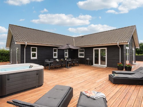 Sommerhus - 12 personer -  - Nørre Hurupvej - Øster Hurup - 9560 - Hadsund