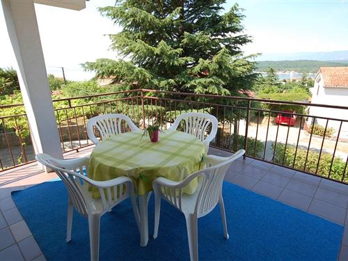 Holiday Home/Apartment - 4 persons -  - Njivice - 51512 - Njivice