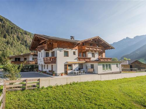 Holiday apartment - 4 persons -  - 6167 - Neustift