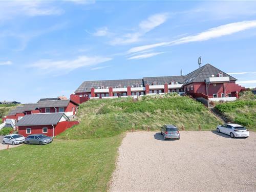 Fritidsbolig - 3 personer -  - Hjelmevej 15, lejlighed - 6854 - Henne Strand