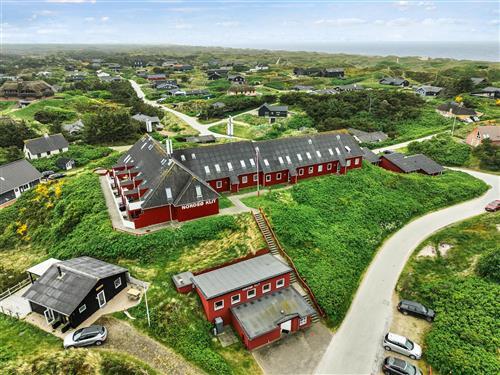 Sommerhus - 3 personer -  - Hjelmevej 15, lejlighed - 6854 - Henne Strand