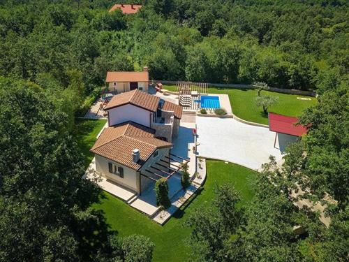 Feriehus - 10 personer -  - Funcici - 52000 - Pazin