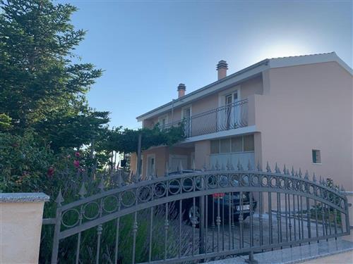 Holiday apartment - 4 persons -  - Dr. Franje Tudmana 1, Katuni - 21250 - Šestanovac