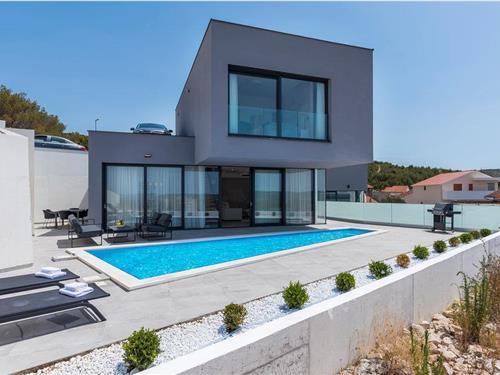 Sommerhus - 4 personer -  - Ulica Mazurice - 22000 - Sibenik