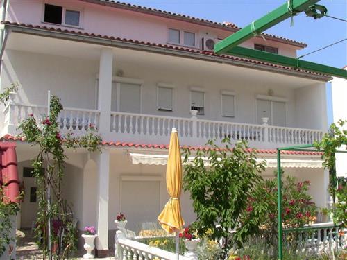 Holiday Home/Apartment - 8 persons -  - Palit - 51280 - Palit,Rab