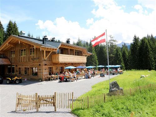Holiday Home/Apartment - 6 persons -  - Dorf 58 b - 6652 - Elbigenalp