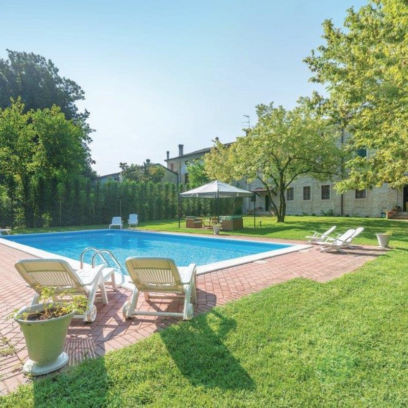 Sommerhus - 13 personer -  - Strada Maglio - Lago Di Garda - 46044 - Goito (Mn)