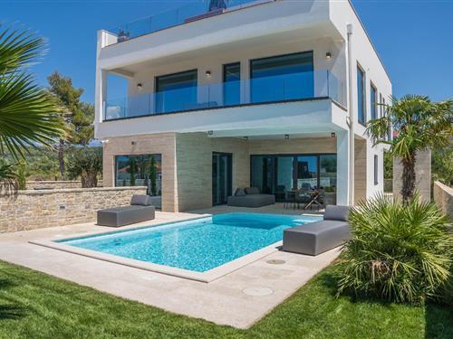 Holiday home - 6 persons -  - Ljubac - 23248 - Ljubac