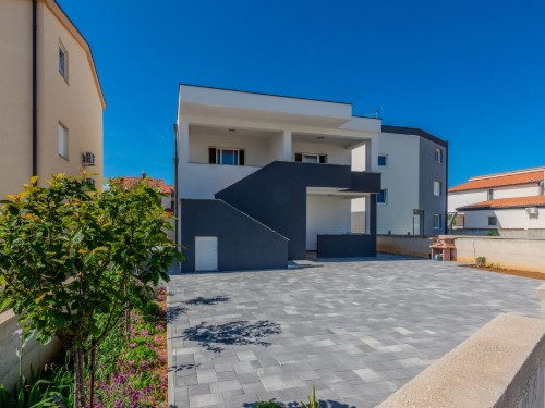 Holiday apartment - 2 persons -  - Ulica Bunaric I - 23234 - Vir