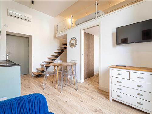 Holiday apartment - 4 persons -  - 06300 - Nice