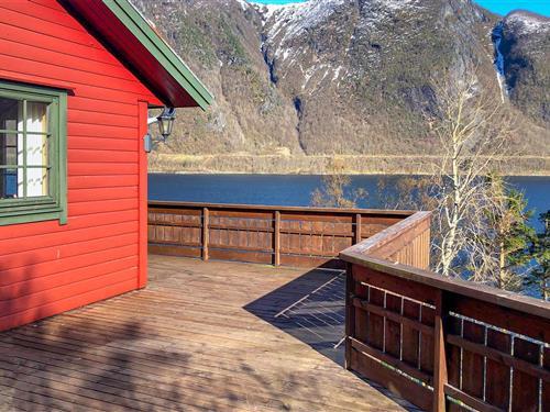 Feriehus / leilighet - 5 personer -  - Dalsfjordvegen - Volda - 6133 - Lauvstad