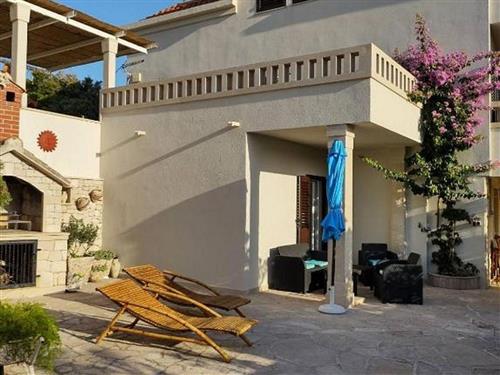 Holiday apartment - 4 persons -  - Brdanjak - 21413 - Povlja