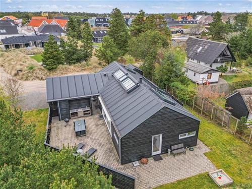 Holiday Home/Apartment - 8 persons -  - Toldbodvej - 6857 - Blåvand