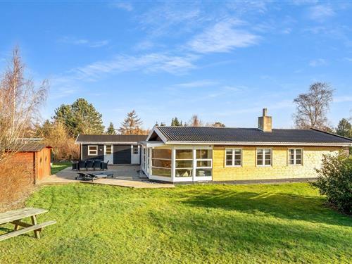 Sommerhus - 8 personer -  - Mælkebøttevej - Marielyst - 4873 - Væggerløse