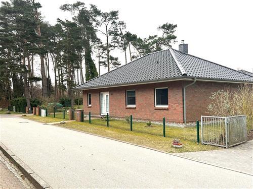 Holiday home - 5 persons -  - Geschwister-Scholl-Weg 6 b - 17509 - Lubmin