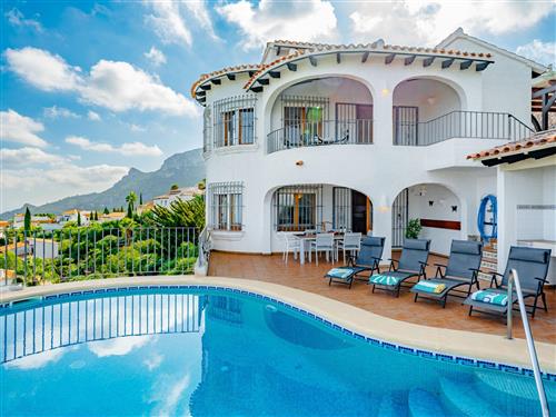 Holiday home - 6 persons -  - Pego - 03780