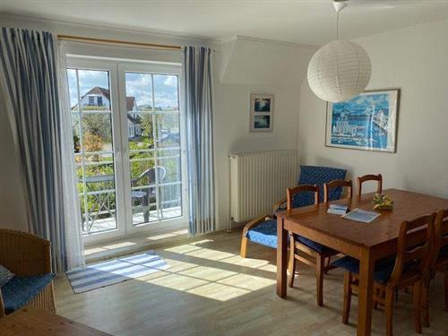 Holiday Home/Apartment - 3 persons -  - Rosenberg - 18374 - Zingst