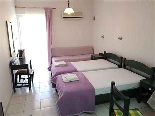 Ferielejlighed - 3 personer -  - Agia Marina - 731 00