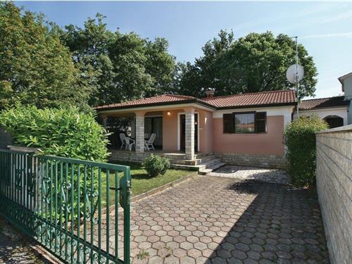 Holiday home - 4 persons -  - Antonci - Porec-Antonci - 52440 - Porec