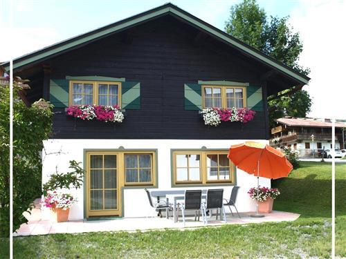 Holiday Home/Apartment - 8 persons -  - Kirchplatz - 6352 - Ellmau