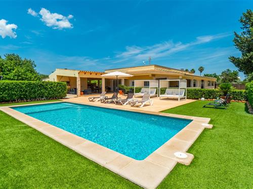 Holiday home - 6 persons -  - Diseminado Poligono - Can Just, Inca - 07300 - Inca