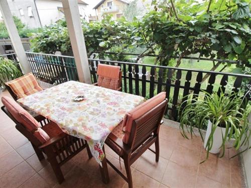 Holiday Home/Apartment - 4 persons -  - Umag - 52470 - Umag