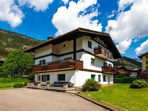 Holiday Home/Apartment - 4 persons -  - Pozza Di Fassa - 38036