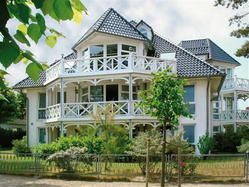 Holiday Home/Apartment - 5 persons -  - 18609 - Binz