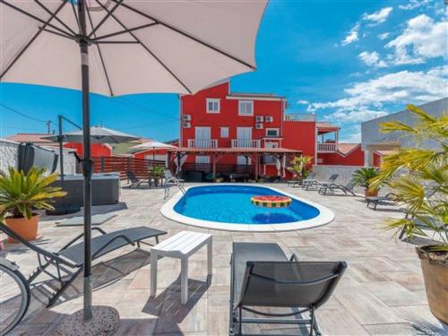 Sommerhus - 10 personer -  - Donje Rastane - 23207