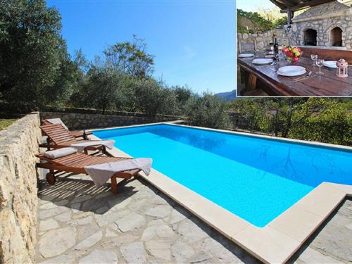 Holiday home - 9 persons -  - Draga Bašcanska - 51522 - Baška