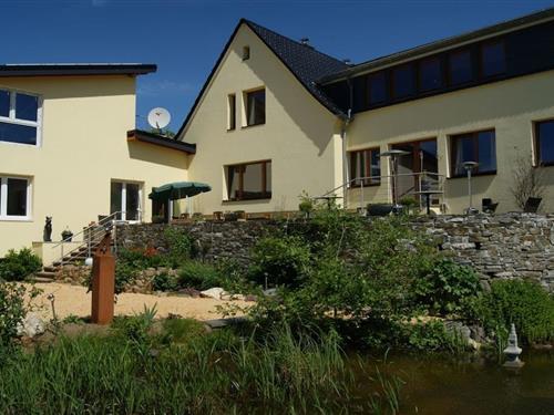 Feriehus - 22 personer -  - 65391 - Lorch-Espenschied