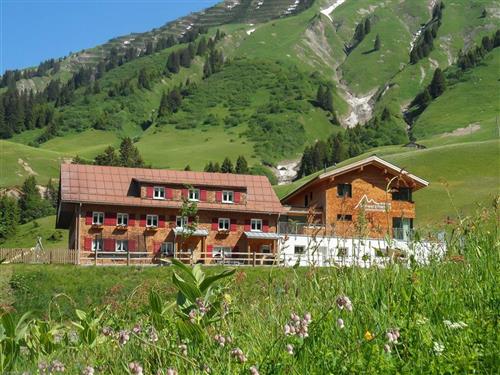 Ferielejlighed - 11 personer -  - Nesslegg - 6888 - Schröcken