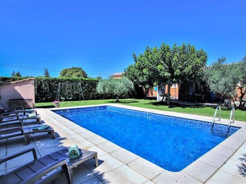 Holiday home - 6 persons -  - Chemin St Gens quartier les Bu - 84200 - Carpentras