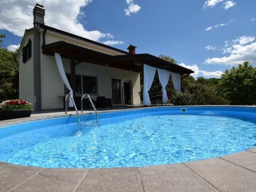 Holiday home - 5 persons -  - 52420 - Buzet
