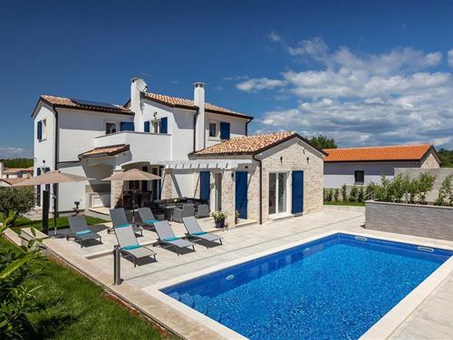 Holiday home - 6 persons -  - Borgo - Porec-Tar - 52440 - Porec