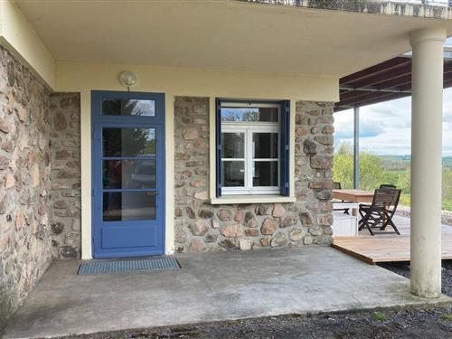 Holiday home - 3 persons -  - 71320 - Cuzy