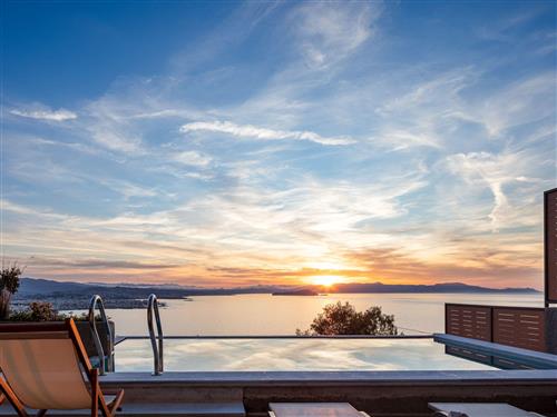 Holiday home - 8 persons -  - Agia Marina - 73100