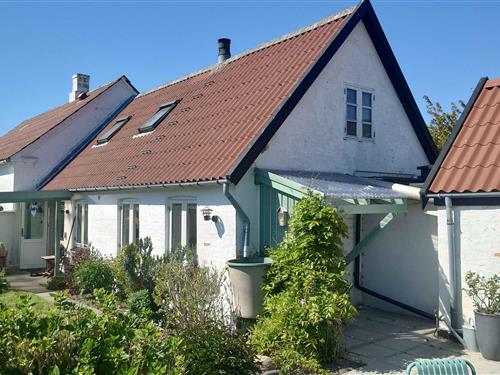 Villa - 5 personer -  - Georgsvej - 3700 - Rønne