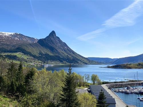 Fritidshus - 4 personer -  - Liadalsvegen 965 Nr. - 6152 - Ørsta