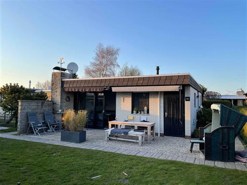 Ferienhaus - 4 Personen -  - Deichgräfenstraße - 26969 - Butjadingen