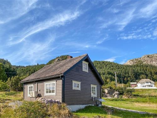 Sommerhus - 2 personer -  - Korssundvegen - 6964 - Korssund