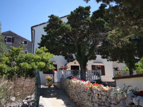 Ferienwohnung - 3 Personen -  - Cunski - 51564 - Cunski