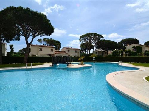 Holiday home - 6 persons -  - 17256 - Pals