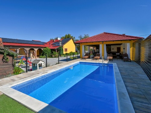 Holiday home - 5 persons -  - Gornja Ploscica - Bjelovar - Gornja Ploscica - 43285 - Gornja Ploscica