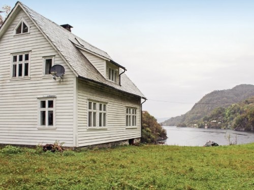 Ferielejlighed - 5 personer -  - Teigavegen - Bergsvåg/Lukksund - 5690 - Lundegrend