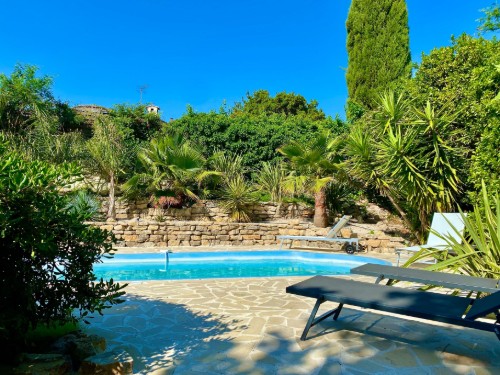 Holiday home - 4 persons -  - Route de Bardasse - 83310 - Grimaud