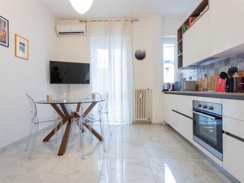 Ferienhaus - 2 Personen -  - 10138 - Turin