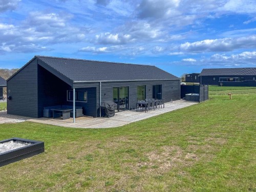 Sommerhus - 11 personer -  - Blokhusskoven - Kelstrup - 6100 - Haderslev
